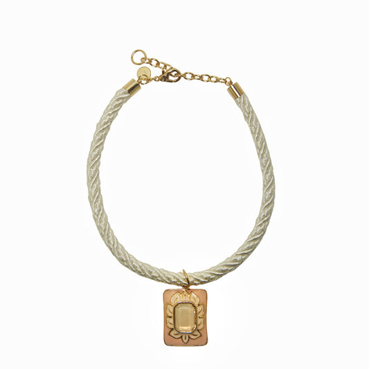 Colar Cordão Flores Esmalte