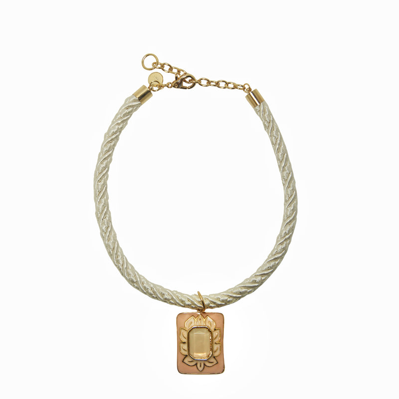 Colar Cordão Flores Esmalte