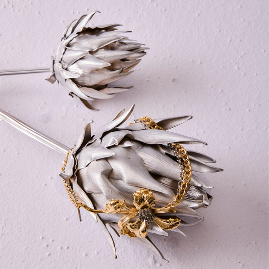 Colar Curto Uma Flor Dália