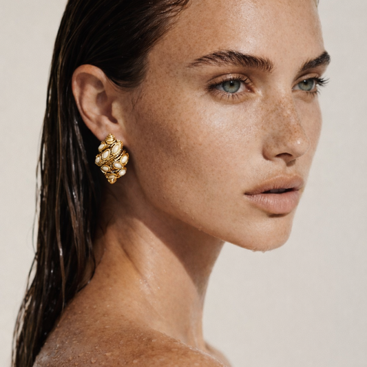 Brinco Pastilha Caracol Pérola