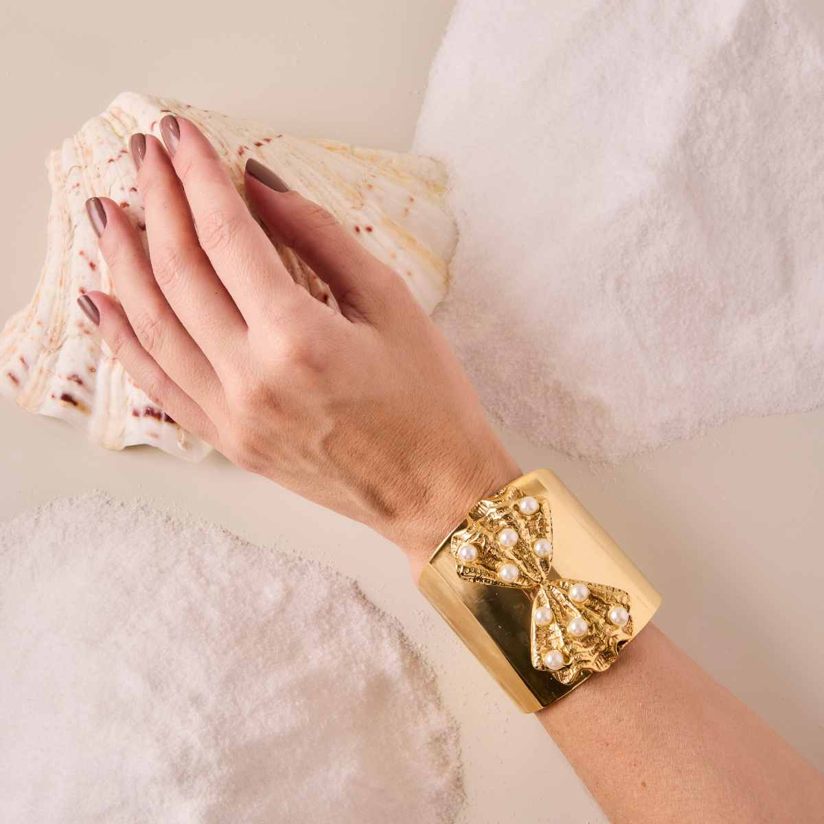 Pulseira Larga Concha Pérola