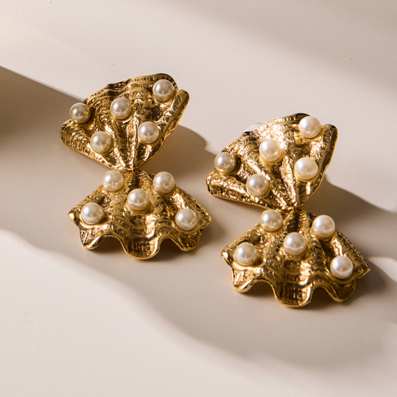 Brinco Duplo Concha Pérola