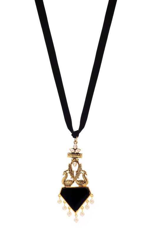 Colar Resina Veludo Rabat