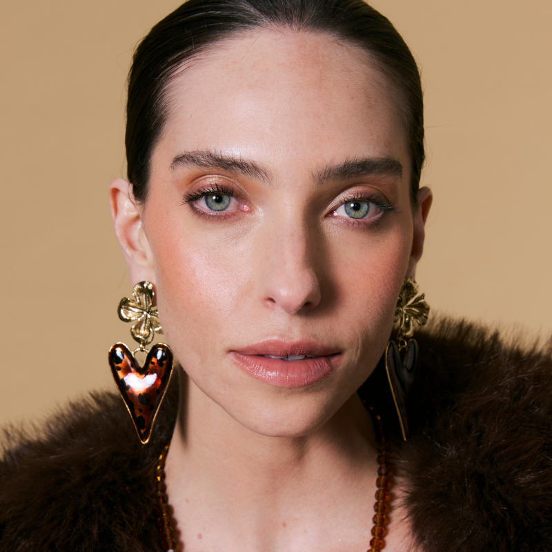 Brinco Coração Onça Flor